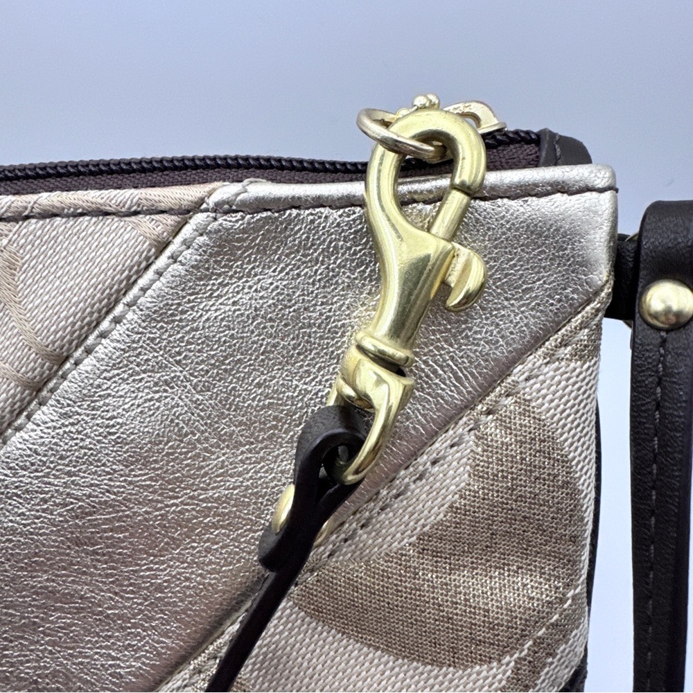 Coach Multicolor Patchwork Wristlet - image 7